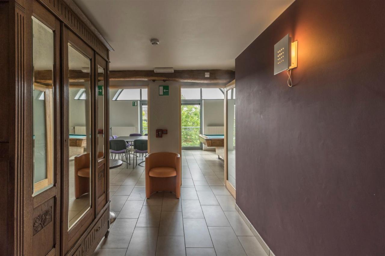 Maison Berton Gedinne Eksteriør billede