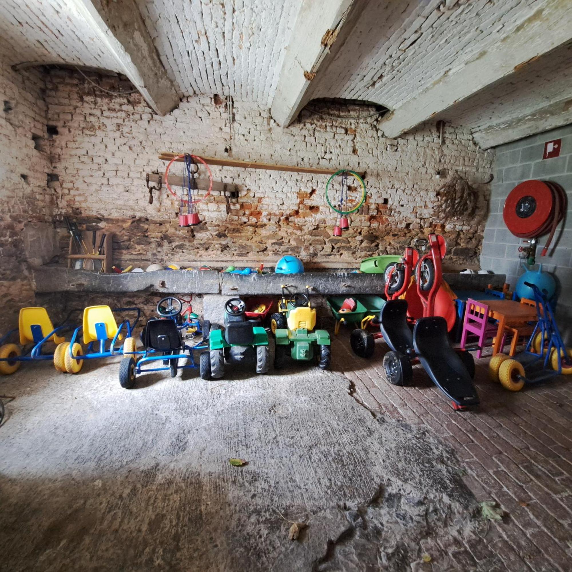 Maison Berton Gedinne Eksteriør billede